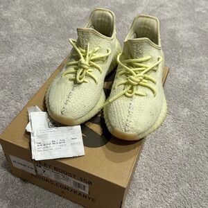 Yeezy 350 V2 Butter